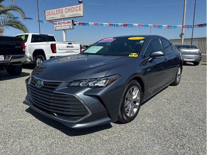 Used 2020 Toyota Avalon XLE w/ Moonroof Package
