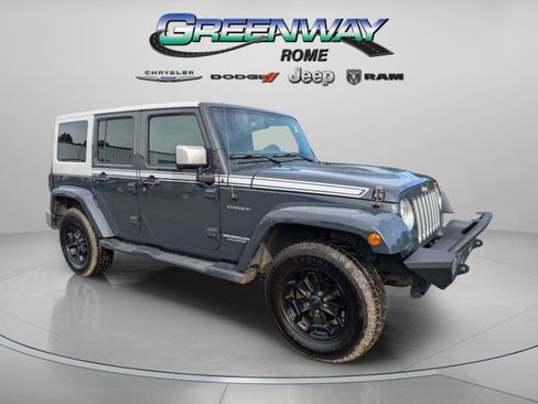 Used 2017 Jeep Wrangler Unlimited Sahara w/ Quick Order Package 24E Chief AWD/4WD image 5