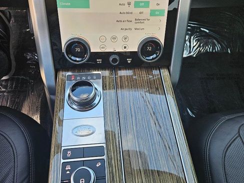 Used 2018 Land Rover Range Rover Supercharged image 27