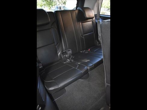 Used 2018 Chevrolet Tahoe LT w/ Luxury Package RWD image 29