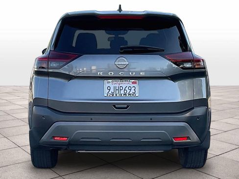 Used 2023 Nissan Rogue S image 6