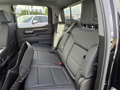 New 2026 Chevrolet Silverado 1500 RST w/ Redline Edition image 4