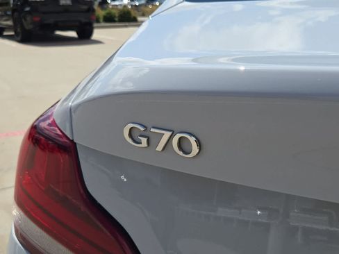Used 2020 Genesis G70 3.3T w/ Sport Package AWD/4WD image 11