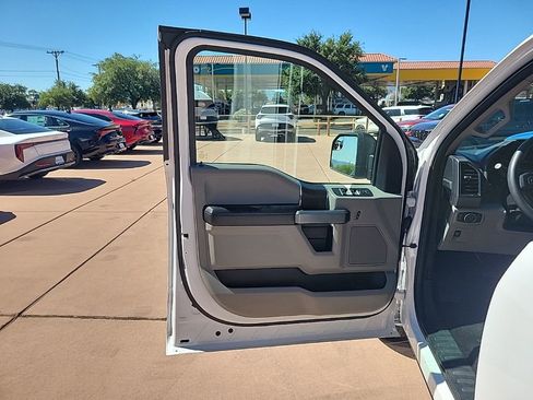 Certified 2018 Ford F150 XLT RWD image 10