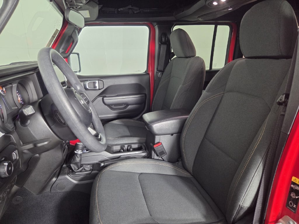 Used 2024 Jeep Wrangler Unlimited Sport AWD/4WD image 11