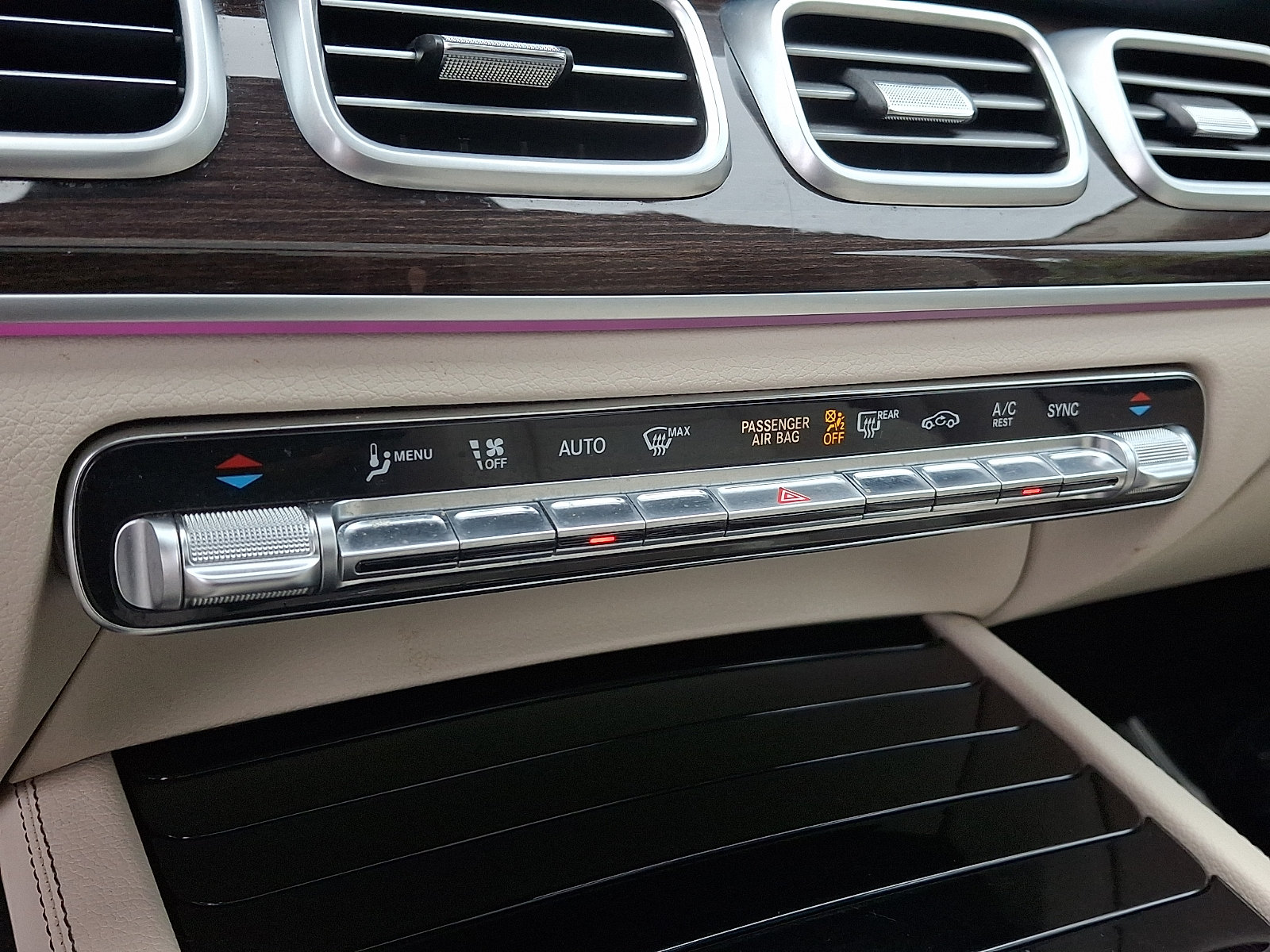 Certified 2024 Mercedes-Benz GLE 350 4MATIC image 16