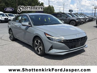 Used 2023 Hyundai Elantra SEL w/ Convenience Package