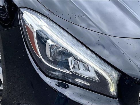 Used 2018 Mercedes-Benz CLA 250 4MATIC image 9