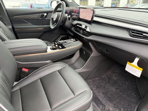 New 2026 Buick Enclave Avenir image 21