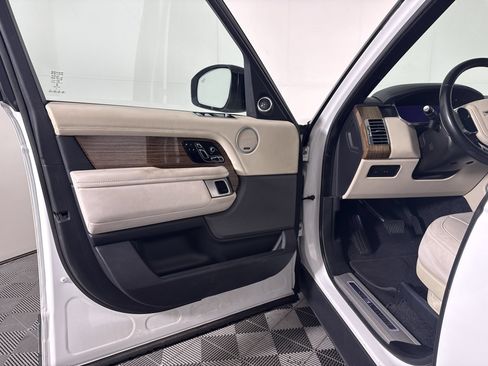 Certified 2019 Land Rover Range Rover HSE AWD/4WD image 5