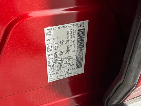 Used 2023 Nissan Pathfinder Platinum w/ Lighting Package (N92) image 39