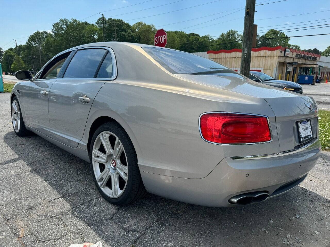 Used 2015 Bentley Flying Spur V8 AWD/4WD image 3