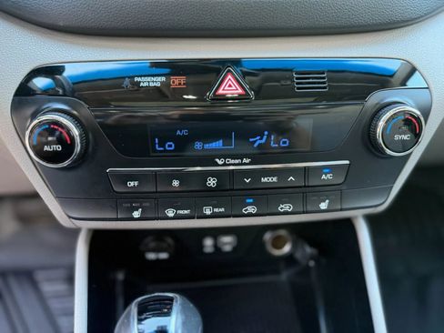 Used 2018 Hyundai Tucson Value AWD/4WD image 20