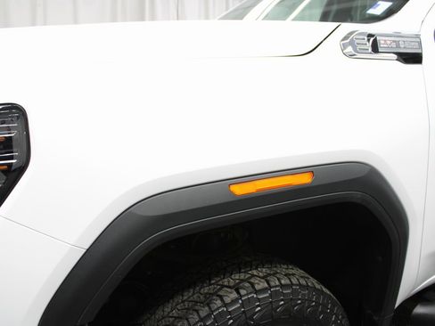 Used 2024 GMC Sierra 2500 Pro image 37