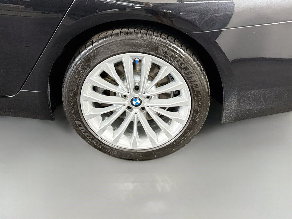 Used 2023 BMW 530i xDrive w/ Premium Package AWD/4WD image 36