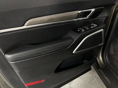 Used 2022 Kia Telluride EX w/ Towing Package image 28