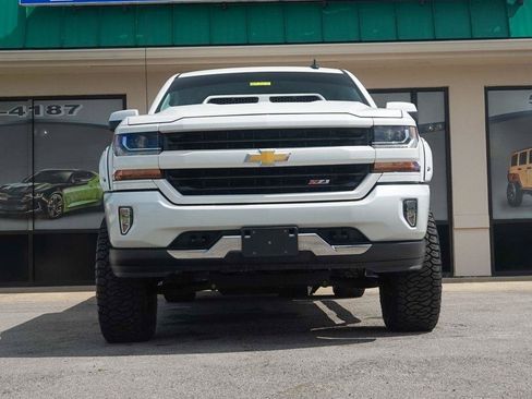 Used 2017 Chevrolet Silverado 1500 LT w/ All Star Edition AWD/4WD image 7