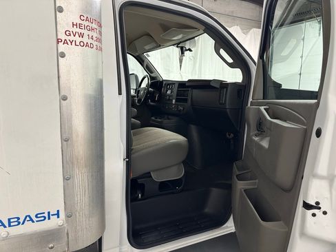 Used 2022 Chevrolet Express 3500 Work Van w/ Power Convenience Package image 39