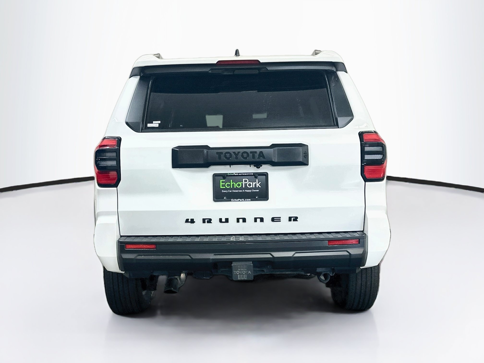 Used 2025 Toyota 4Runner SR5 AWD/4WD image 7