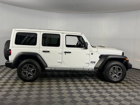 Used 2022 Jeep Wrangler Unlimited Sport w/ Sun And Sound Package AWD/4WD image 5