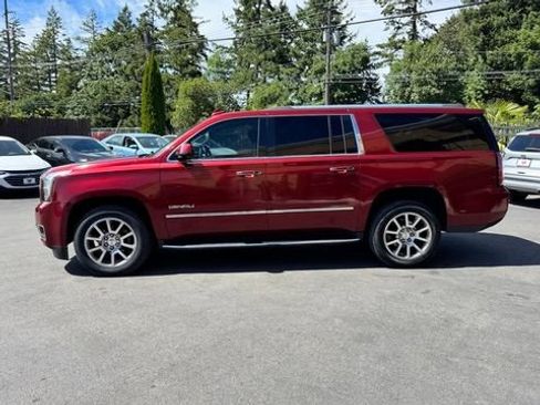 Used 2018 GMC Yukon XL Denali AWD/4WD image 4