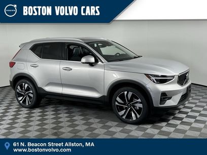 New 2025 Volvo XC40 B5 Ultra w/ Protection Package Premier