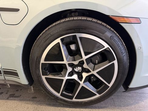 Certified 2025 Porsche Taycan image 13