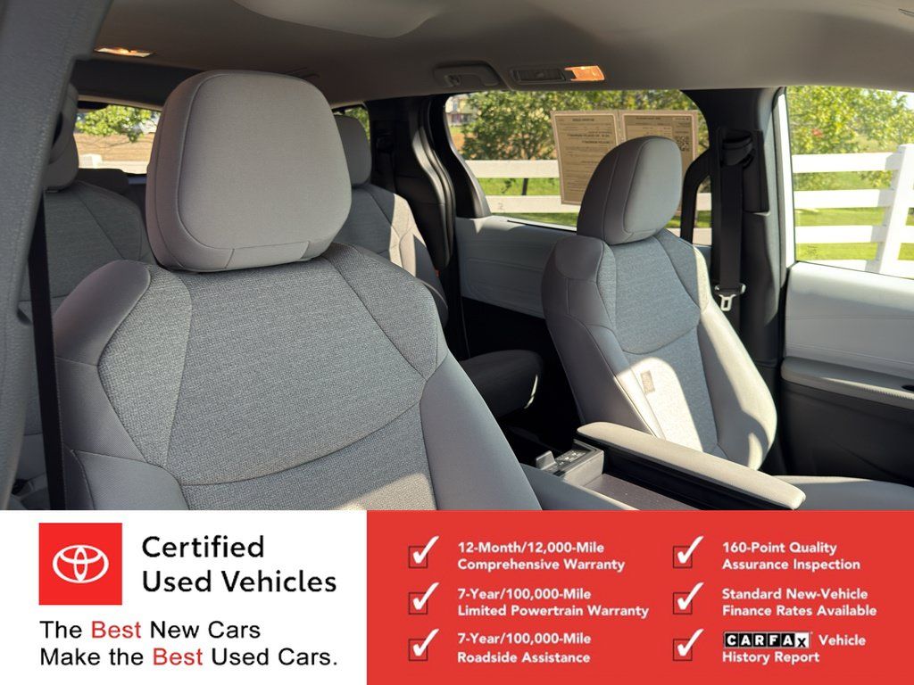Certified 2026 Toyota Sienna LE FWD image 21