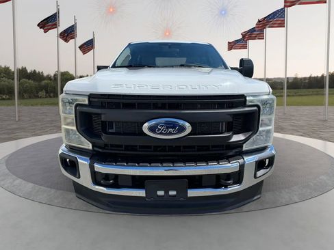 Used 2021 Ford F250 XL w/ Power Equipment Group image 6