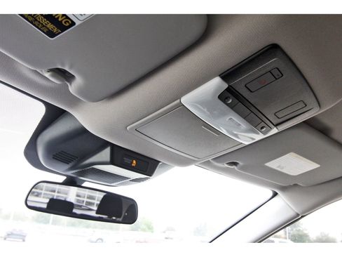 Certified 2025 Nissan Rogue SV image 23