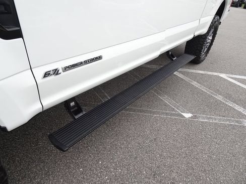 Used 2022 Ford F250 Lariat w/ Lariat Ultimate Package AWD/4WD image 49
