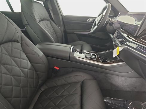 New 2026 BMW X5 xDrive40i w/ M Sport Package image 9