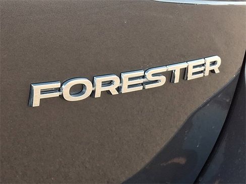 Used 2023 Subaru Forester Limited image 30