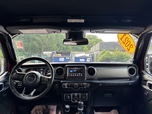 Used 2021 Jeep Wrangler Unlimited Willys image 12