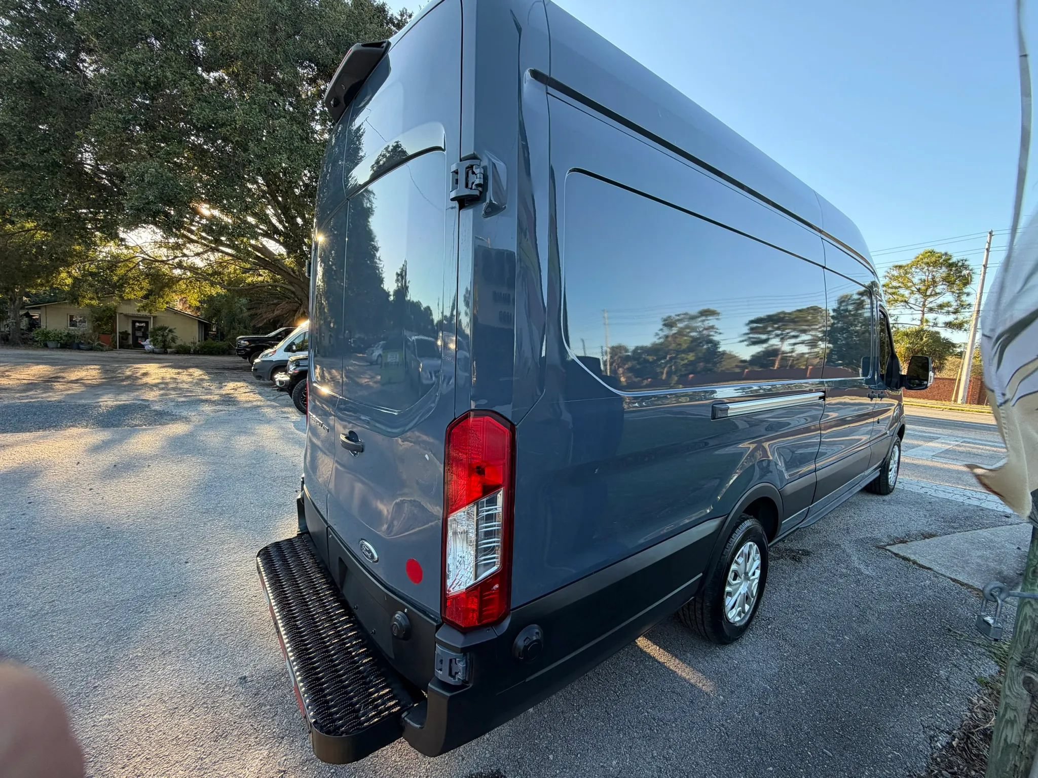 Used 2019 Ford Transit 250 148 High Roof Extended RWD image 6