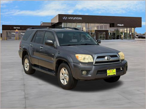 Used 2007 Toyota 4Runner SR5 RWD image 7