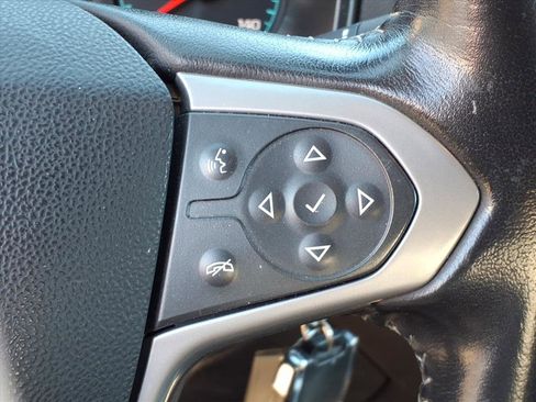 Used 2022 Chevrolet Colorado LT image 17