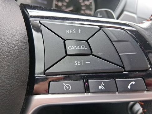Used 2025 Nissan Altima 2.5 SR FWD image 16