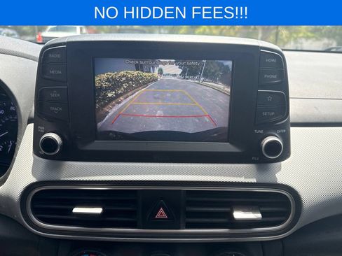 Used 2021 Hyundai Kona SE w/ Cargo Package FWD image 12