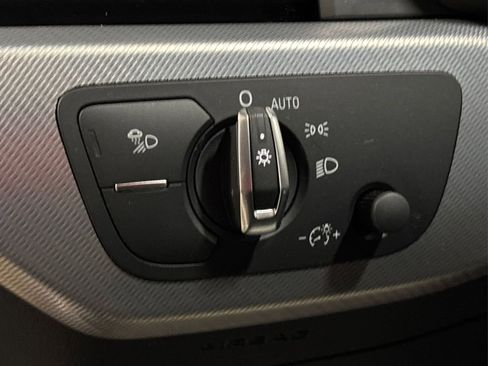 Used 2025 Audi A5 2.0T Premium Plus image 27