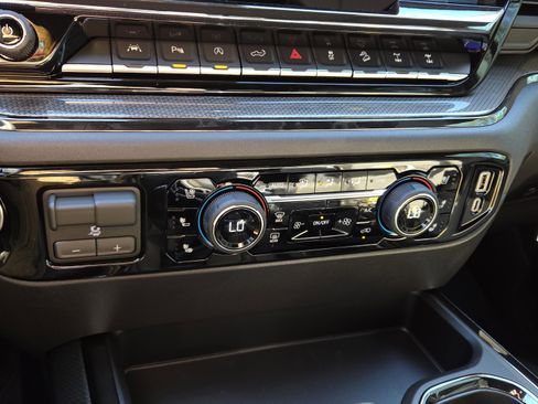 New 2026 Chevrolet Silverado 1500 ZR2 w/ LPO, Dark Essentials Package image 23