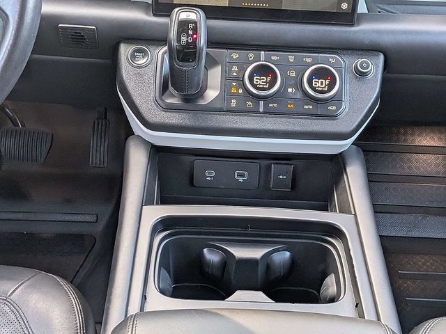 Used 2023 Land Rover Defender 130 SE AWD/4WD image 19