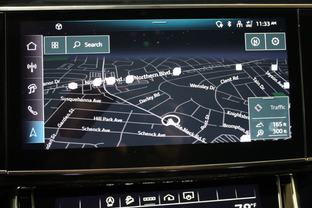 Used 2024 Audi Q8 Premium AWD/4WD image 2