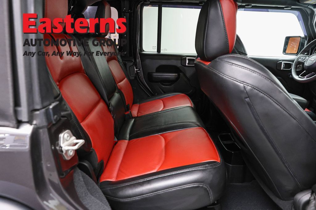 Used 2023 Jeep Wrangler Unlimited w/ Cold Weather Group AWD/4WD image 23