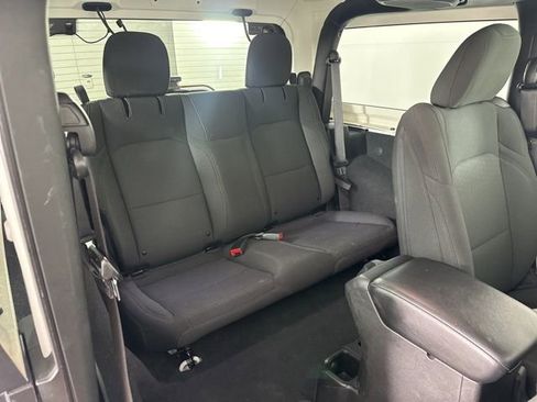 Used 2023 Jeep Wrangler Sport S image 16