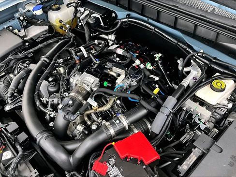 Used 2023 Ford Bronco Badlands image 42