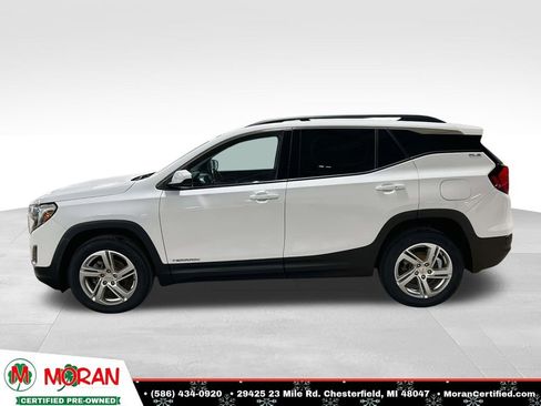 Used 2020 GMC Terrain SLE w/ Driver Convenience Package image 2