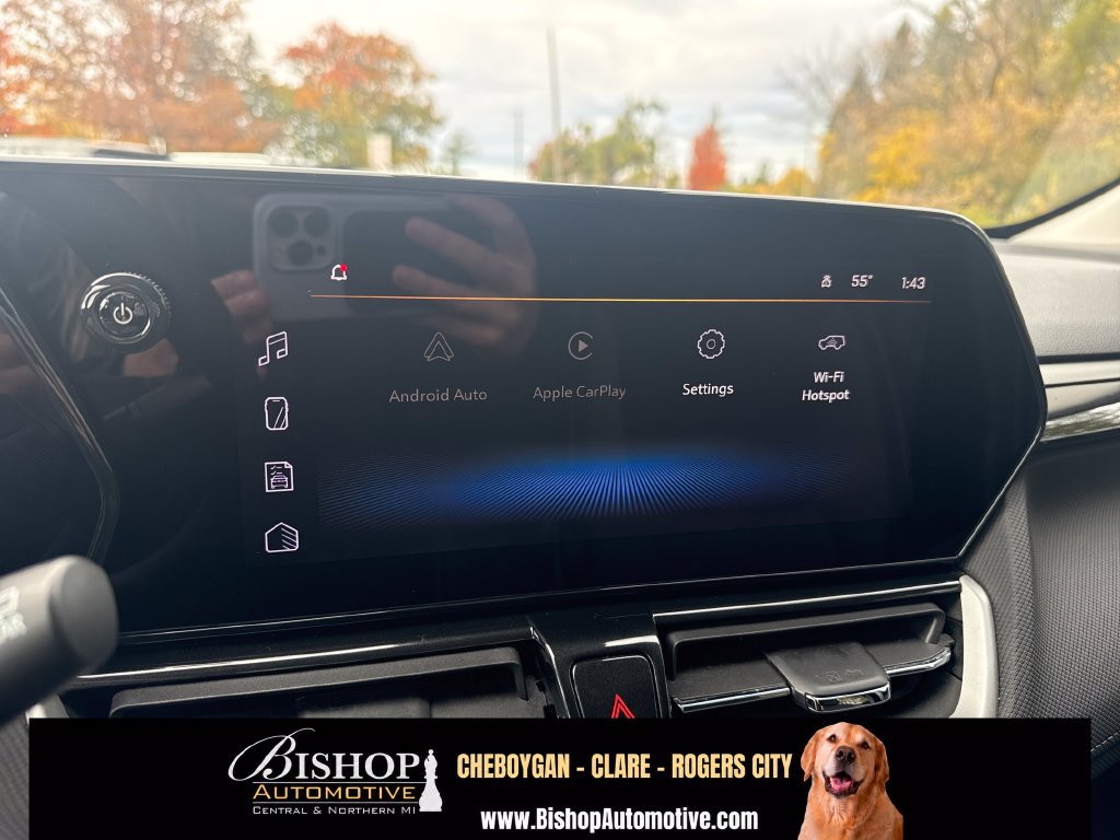 Used 2025 Chevrolet TrailBlazer LT AWD/4WD image 21