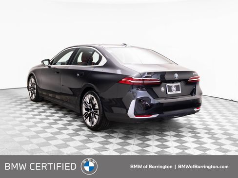 Certified 2025 BMW 540i xDrive image 3