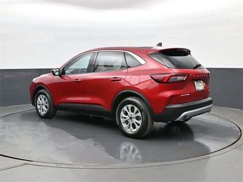 Used 2023 Ford Escape Active w/ Tech Pack #2 image 7